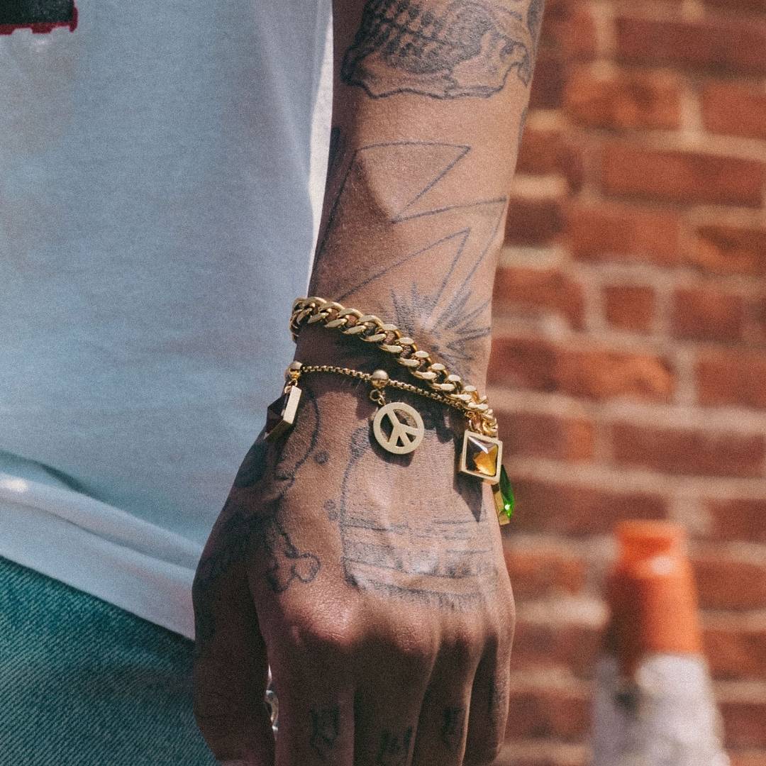 #color_Gold