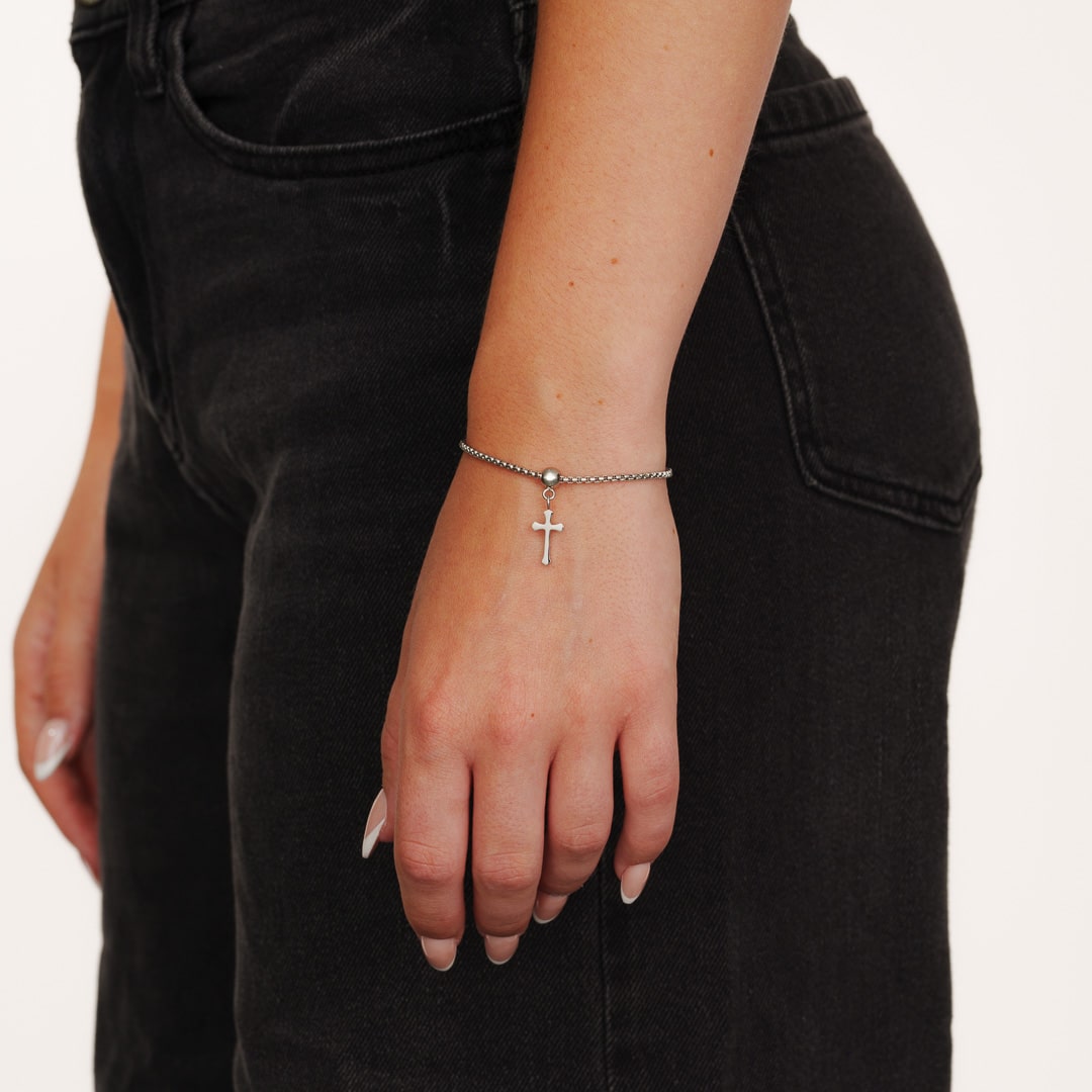 Box Chain Cross Bracelet