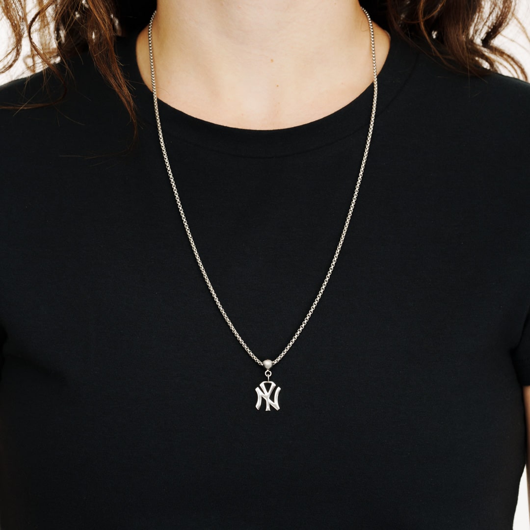 Box Chain New York Necklace