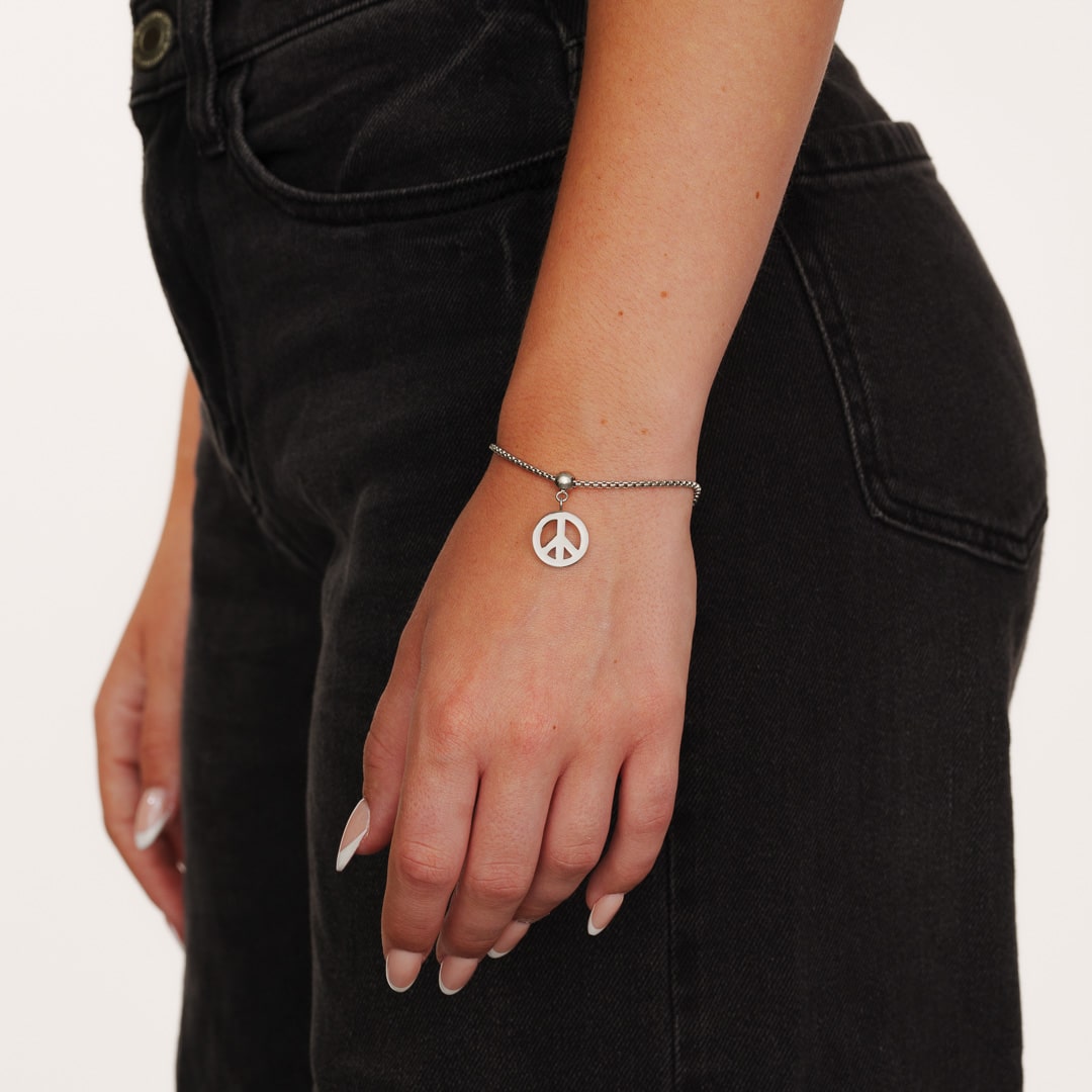 Box Chain Peace Bracelet