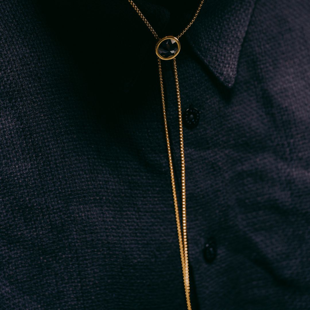 Box Chain Onyx Bolo Necktie